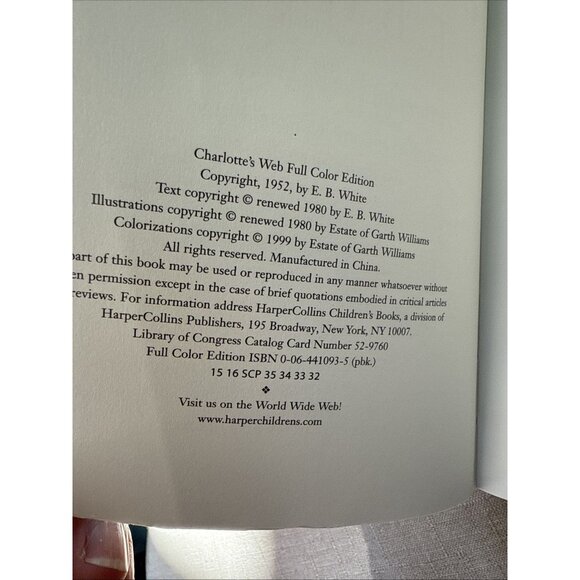 Charlotte's Web: Full Color Edition A Newbery Honor Award Winner, E. B. White - Picture 7 of 7